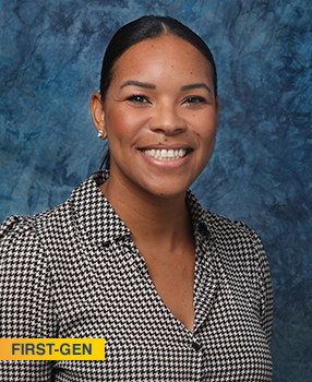 Nimisha Parekh smiling